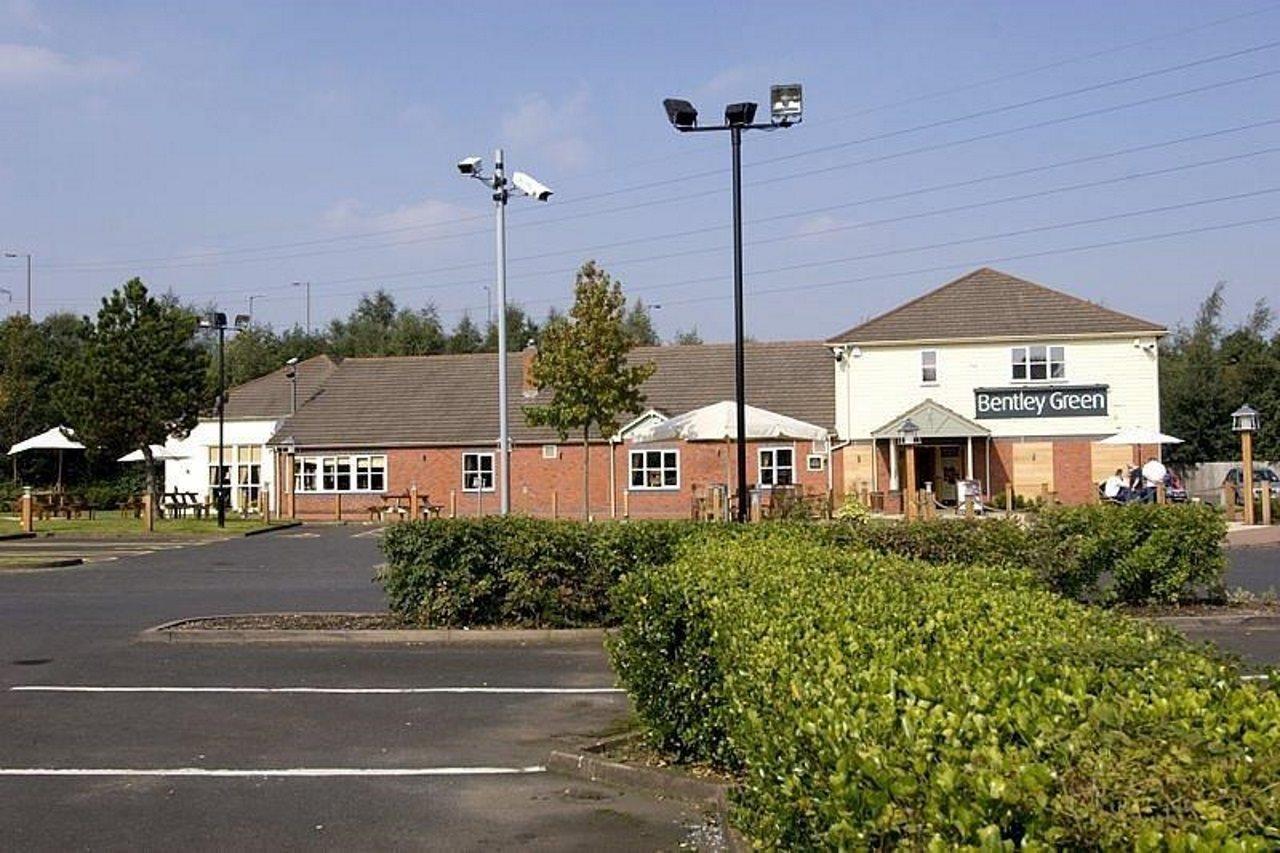 Premier Inn วอลซอลล์ ภายนอก รูปภาพ