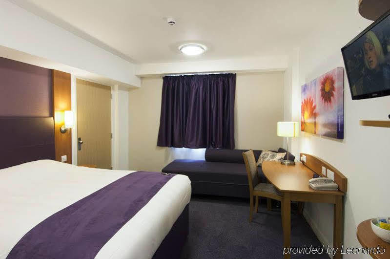 Premier Inn วอลซอลล์ ภายนอก รูปภาพ